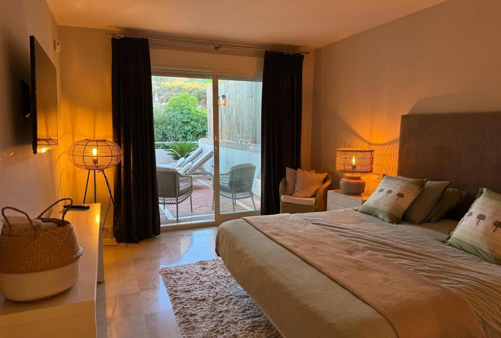 Luxury Apartment מארבלה